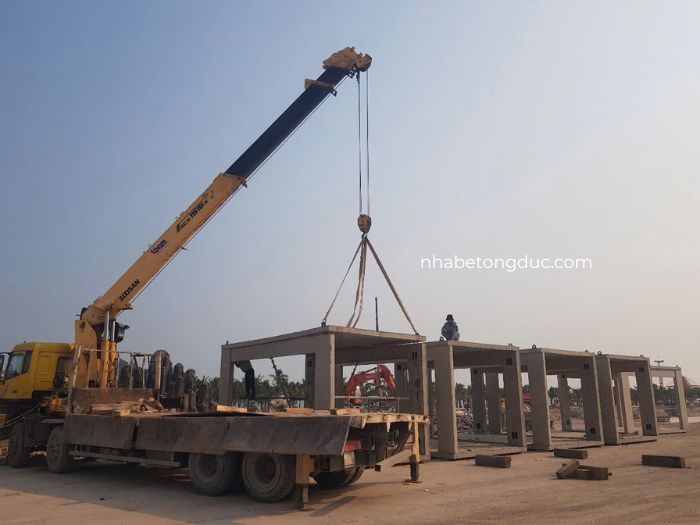 So sánh nhà bê tông đúc sẵn nguyên khối và bê tông đúc sẵn lắp ghép