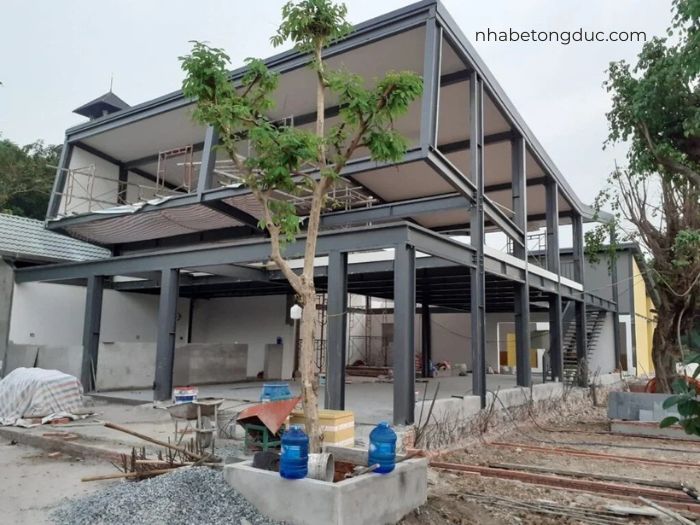 So sánh nhà thép tiền chế với nhà bê tông đúc sẵn