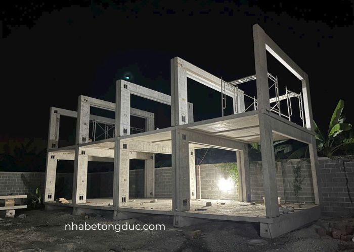 nhà bê tông đúc lắp ghép